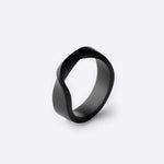 Amor Stainless Steel Ring with black PVD finish and twisted band design
