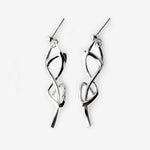 Silver Nova earrings with elegant twisted knot design and high-precision edge detailing