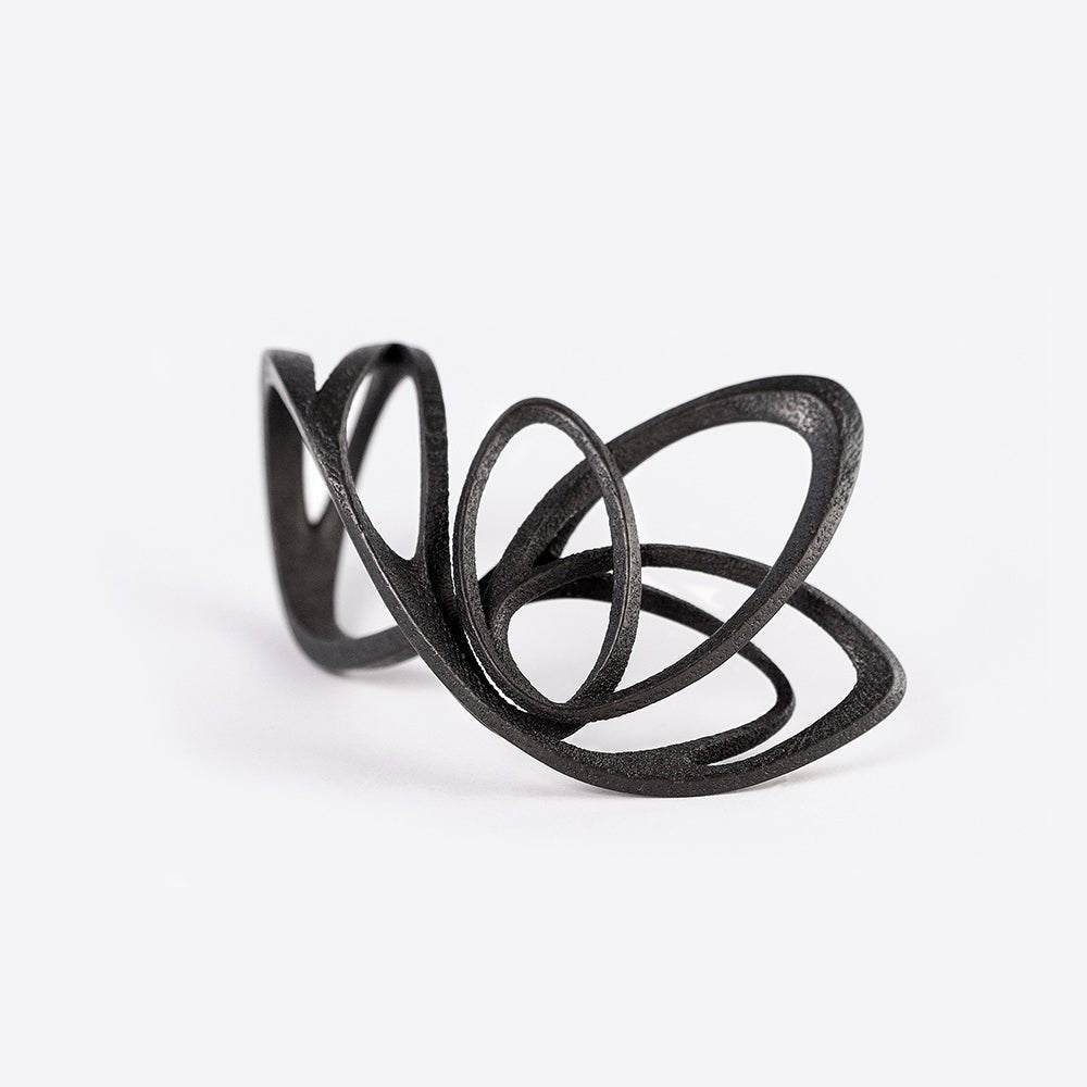 Papilio Steel Ring light gray elliptical petal design in gray steel