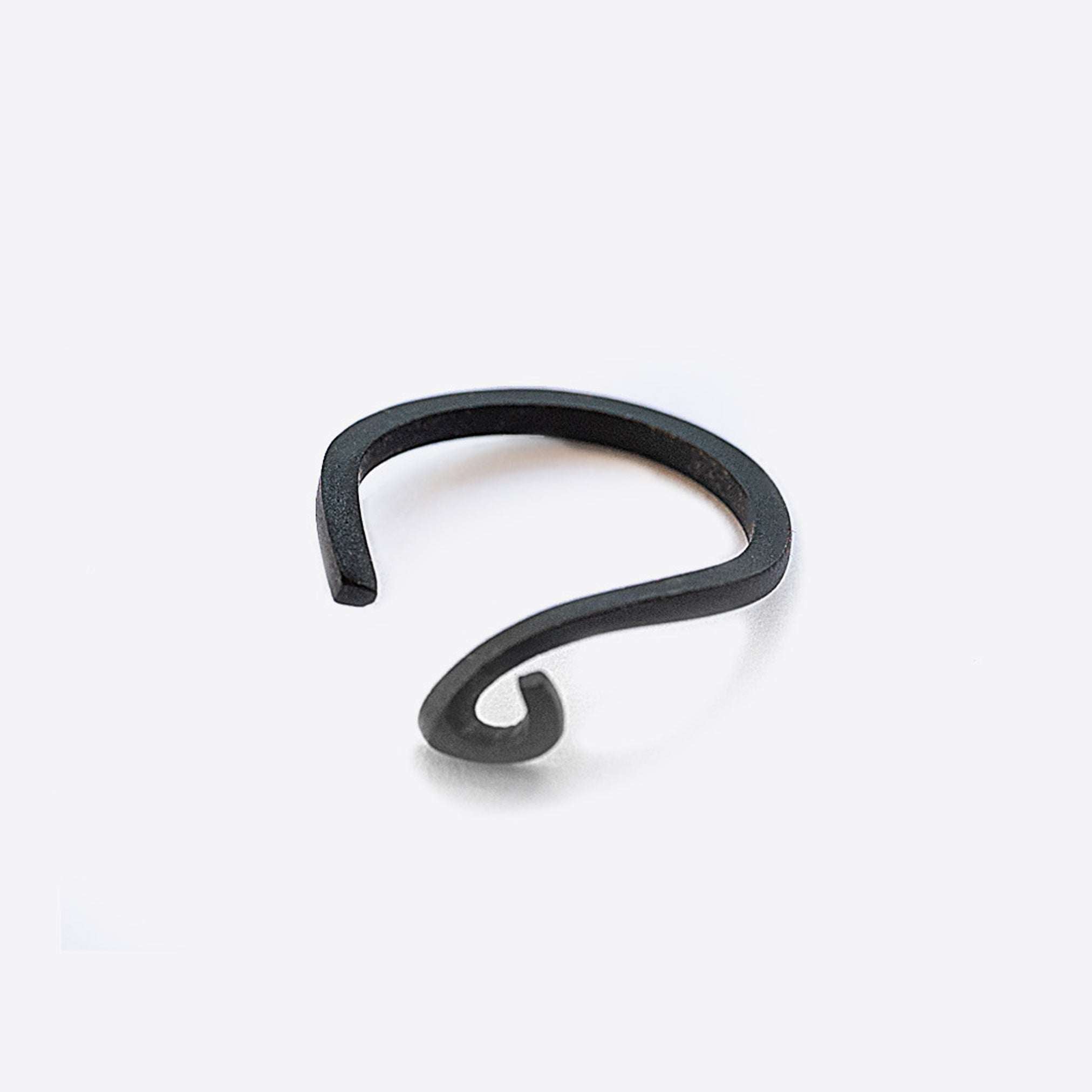 Hydra stainless steel open ring with single curved design in black PVD finish