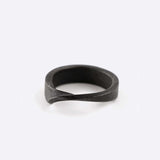 Amor Bold Steel Ring in gray with a twisted band and precision edge detailing