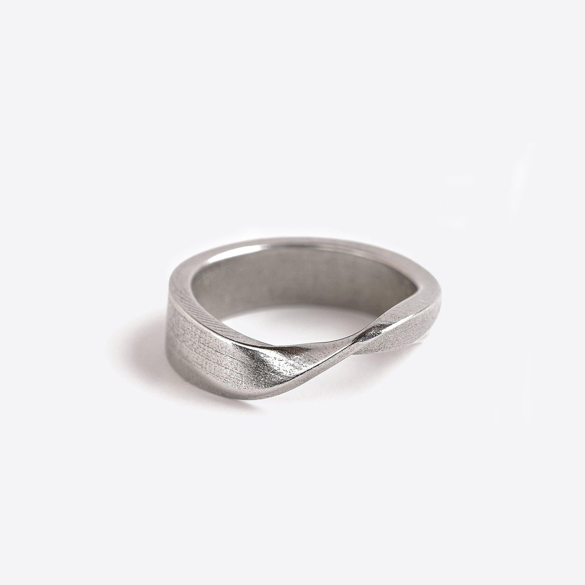 Amos Stainless Steel Ring ─ Bold - LACE by JennyWu