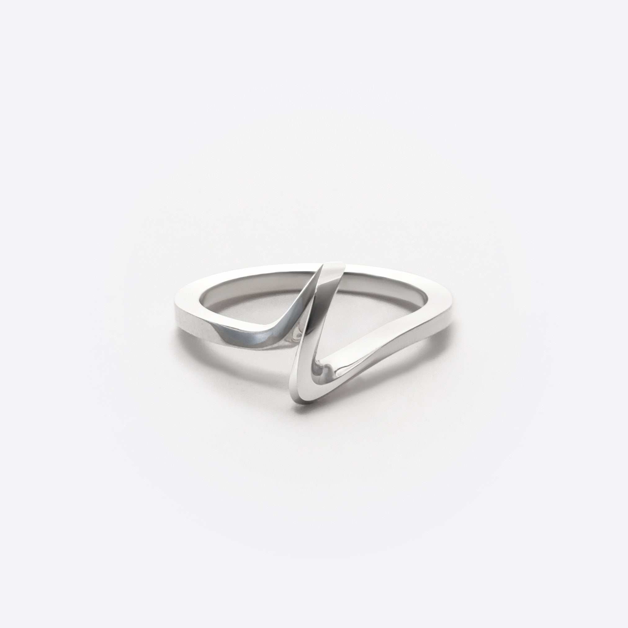 Sera Ring Premium silver twisted knot design ring on white background