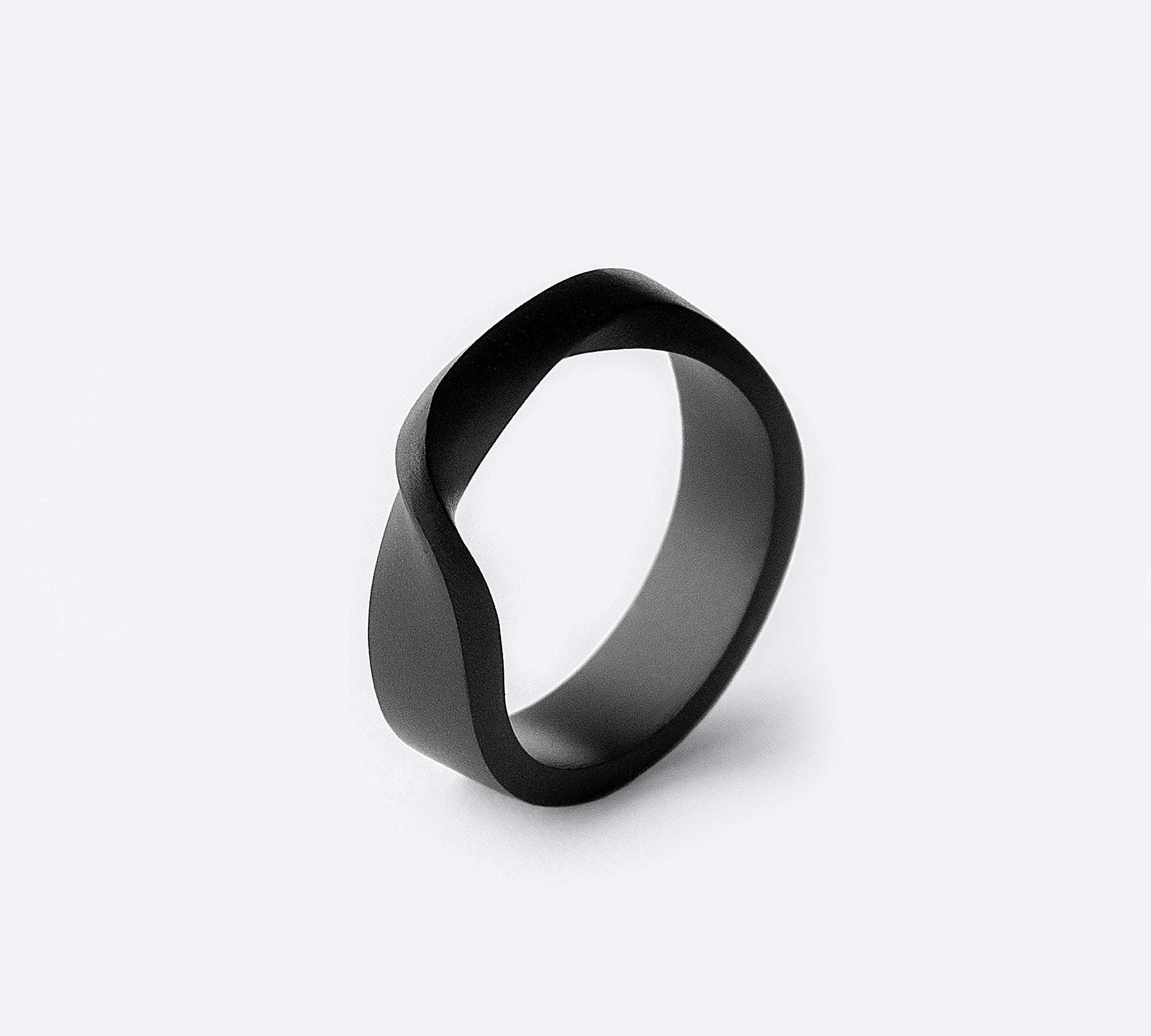 Amor Stainless Steel Ring ─ Bold