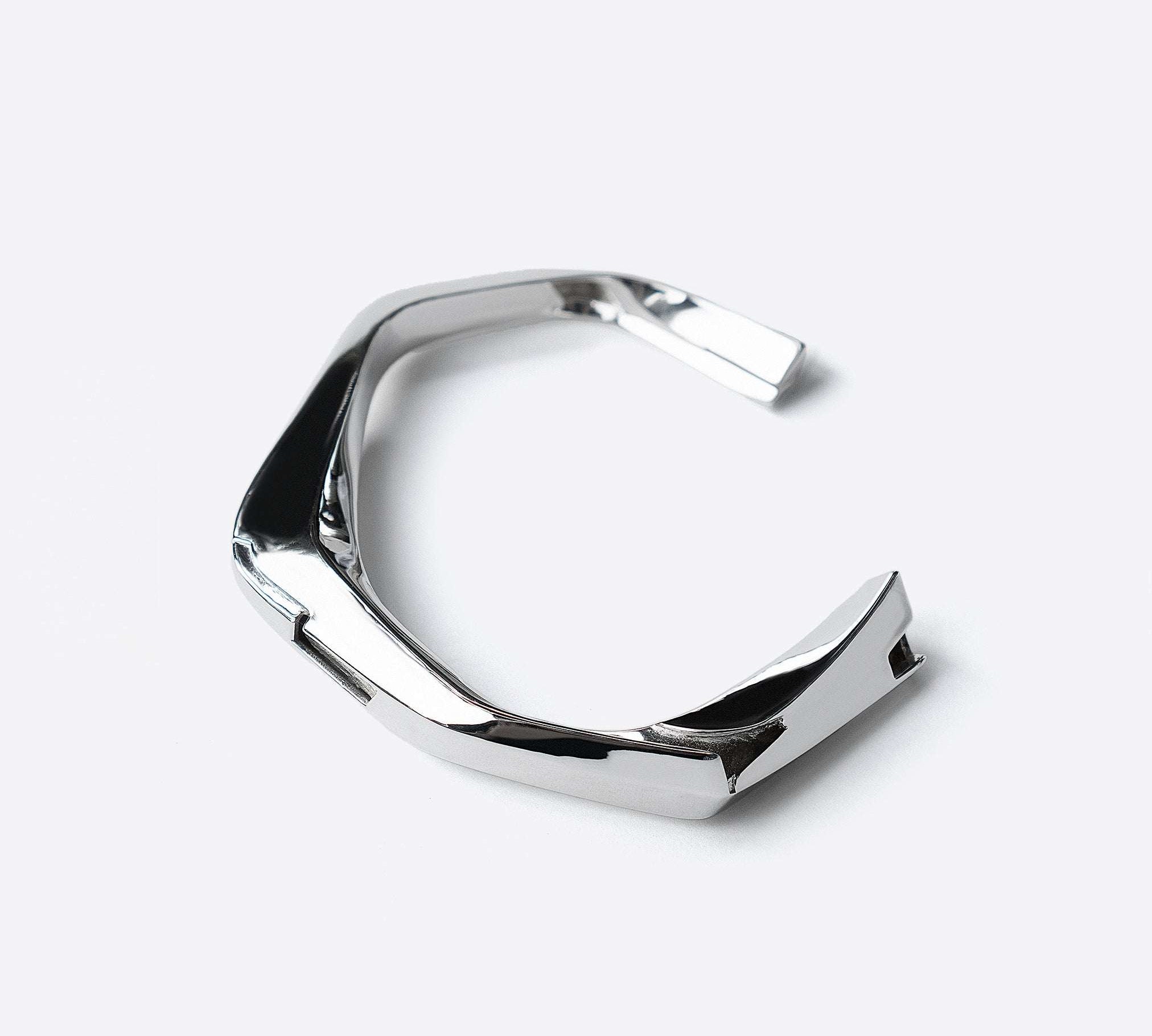 Oblique Cuff