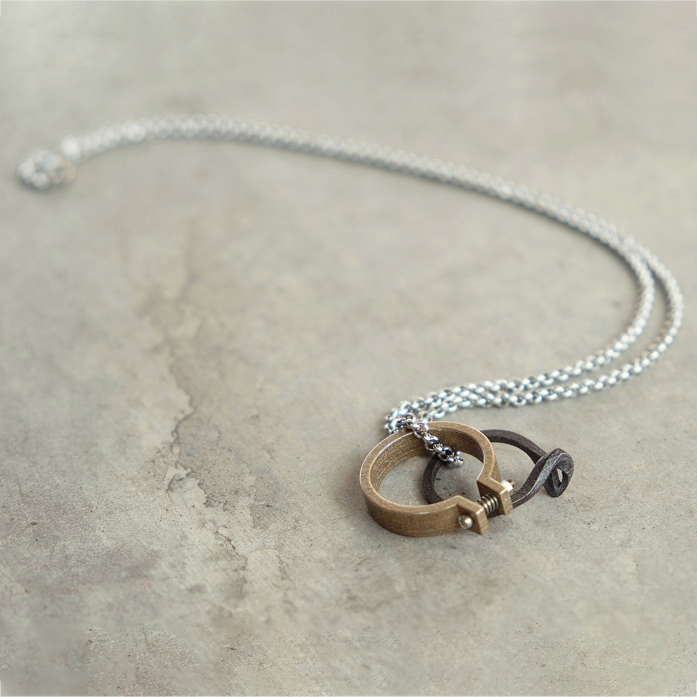 Machina Gift Set men's jewelry with adjustable 3D printed rings and rolo chain necklace in stainless steel and bronze