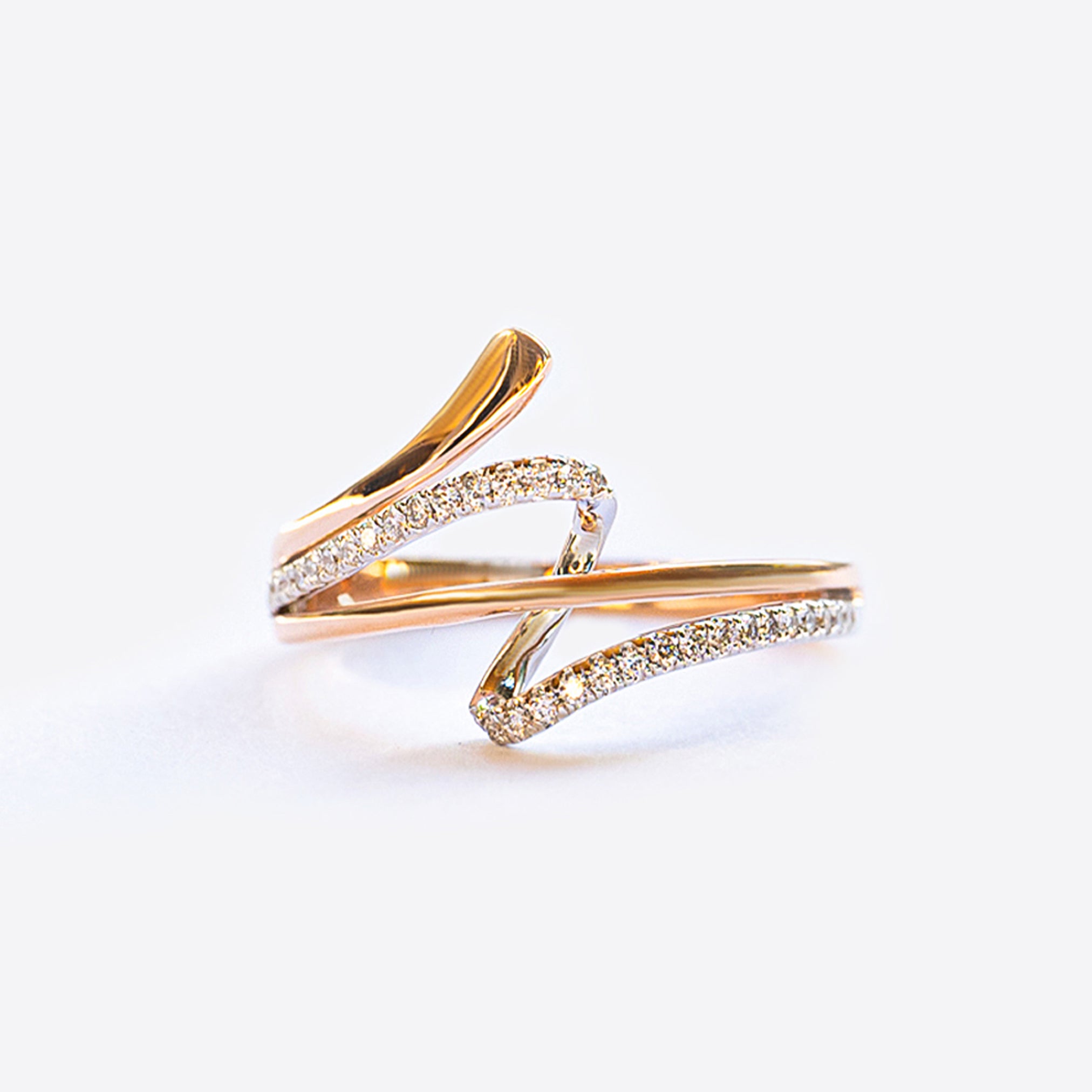 Vina Diamond Ring