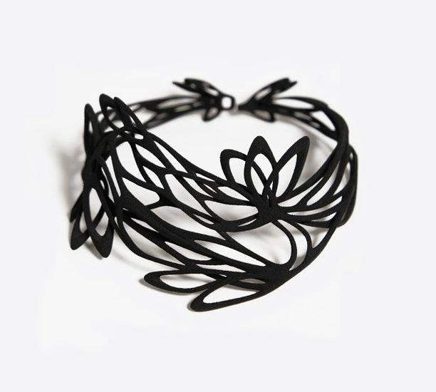 Black Florens Necklace with organic floral 3D printed TPU choker design
