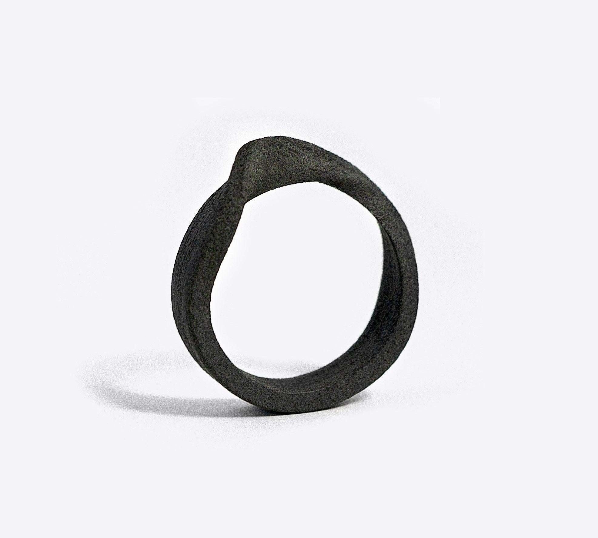 Amor Carbon Ring ─ Bold - LACE by JennyWu