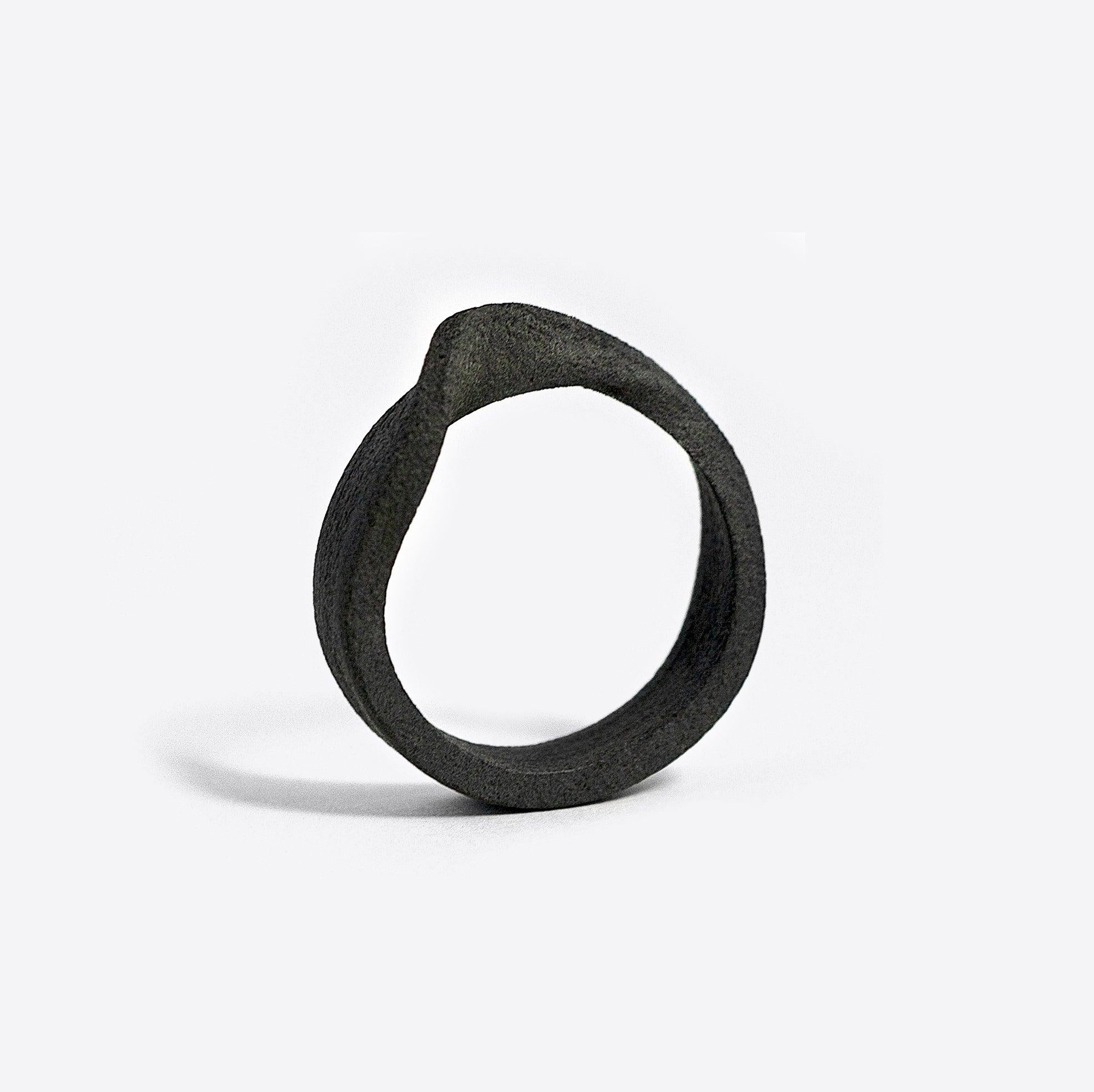 Amor Carbon Ring ─ Bold - LACE by JennyWu