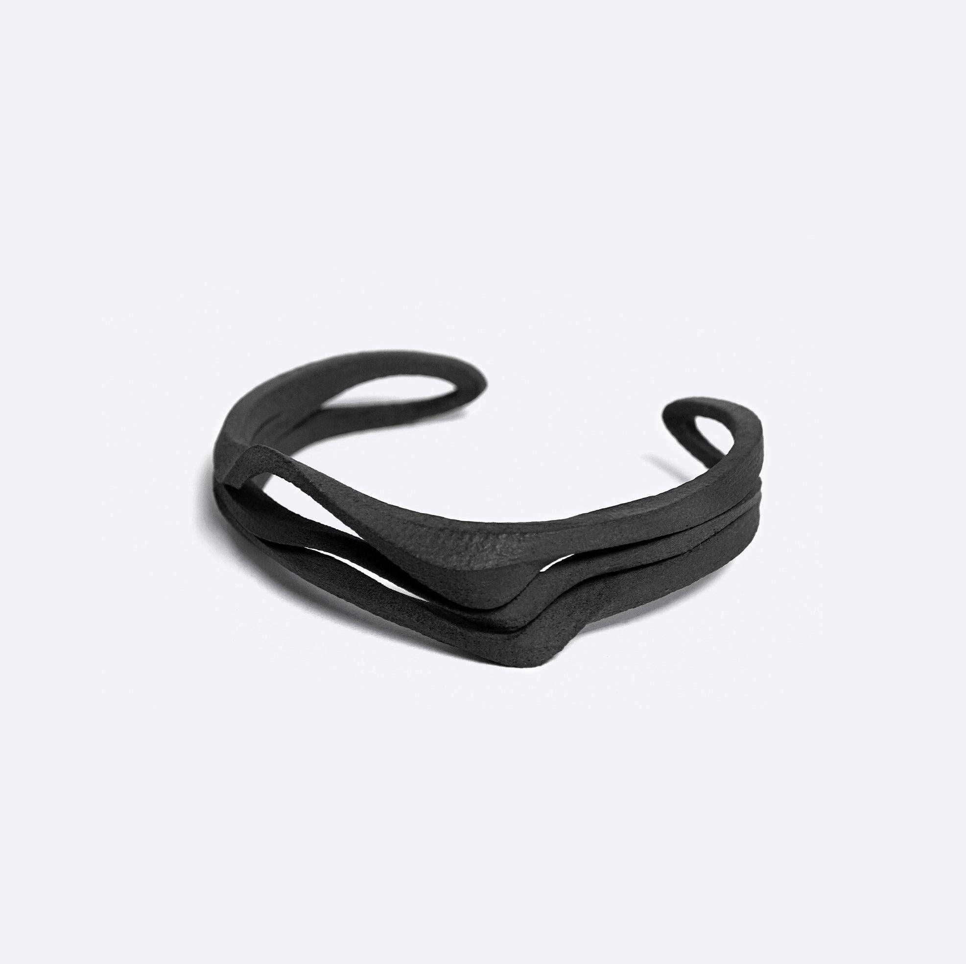 Allegro Cuff Carbon - LACE by JennyWu