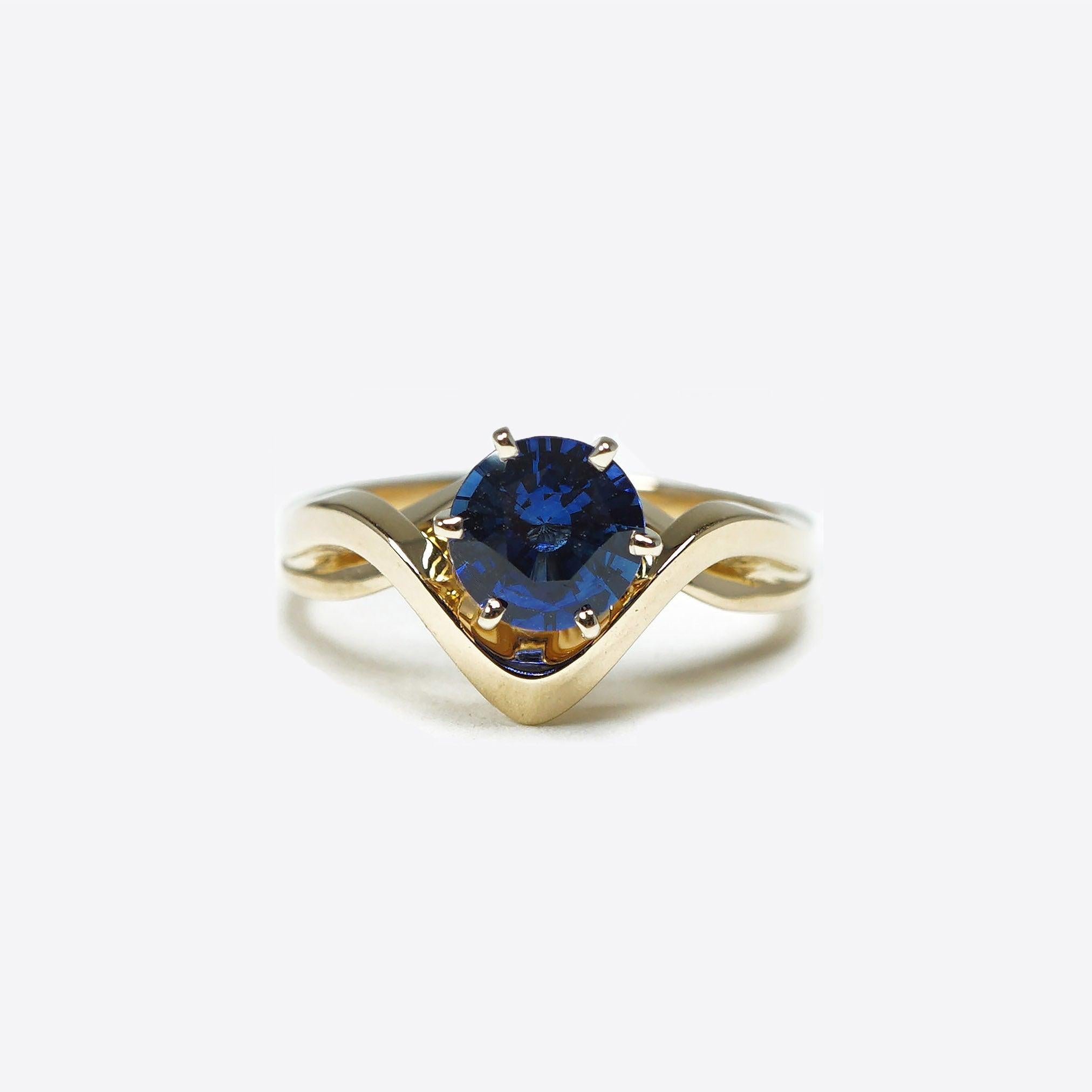 solitaire sapphire ring