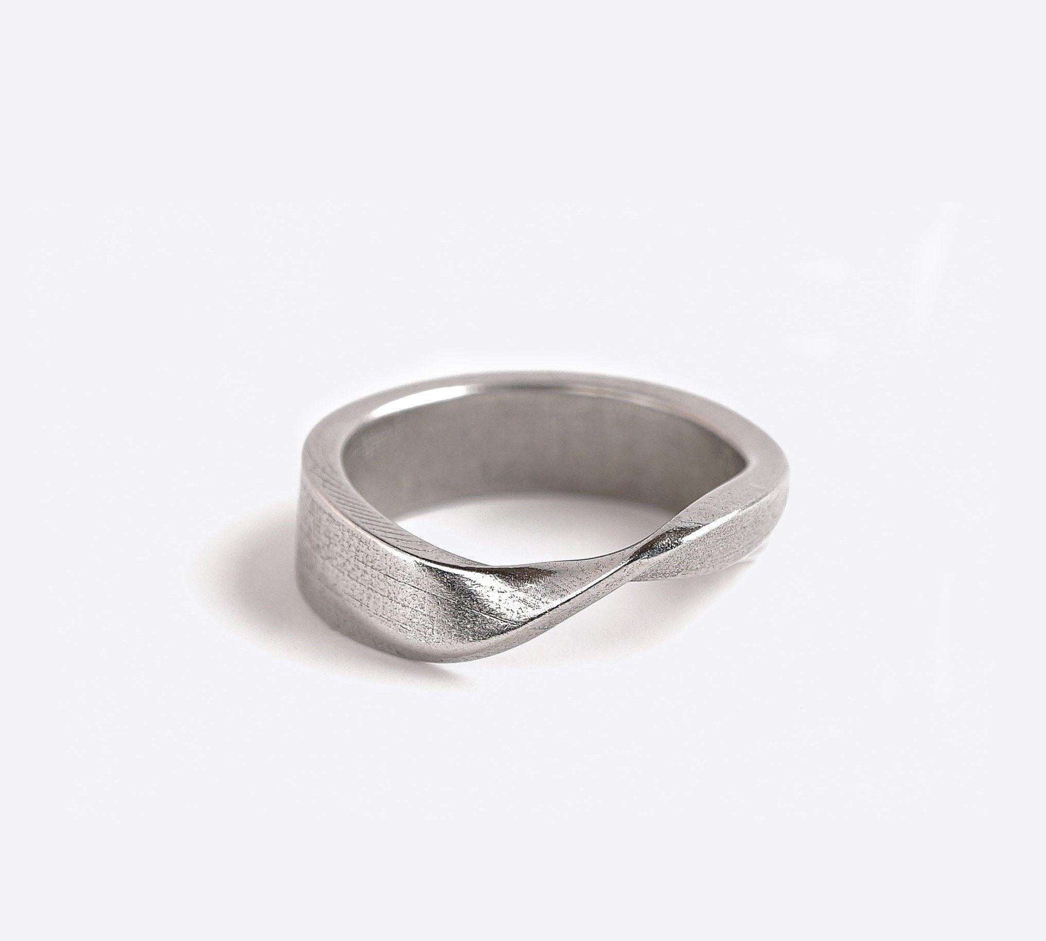 Amos Stainless Steel Ring ─ Bold - LACE by JennyWu