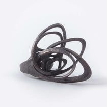 Papilio Steel Ring bold design with elliptical petals in gray steel