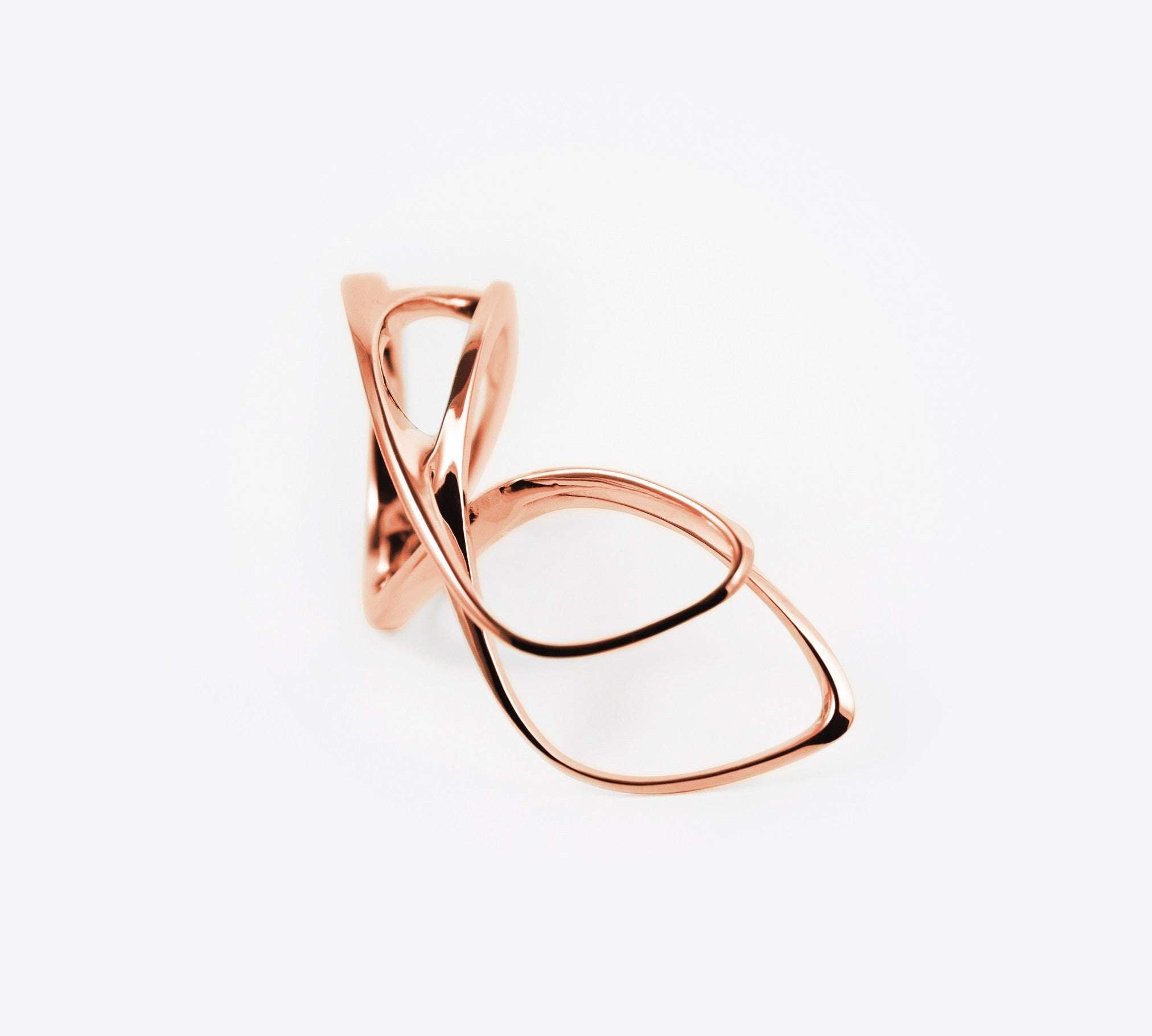 Mobius Ring