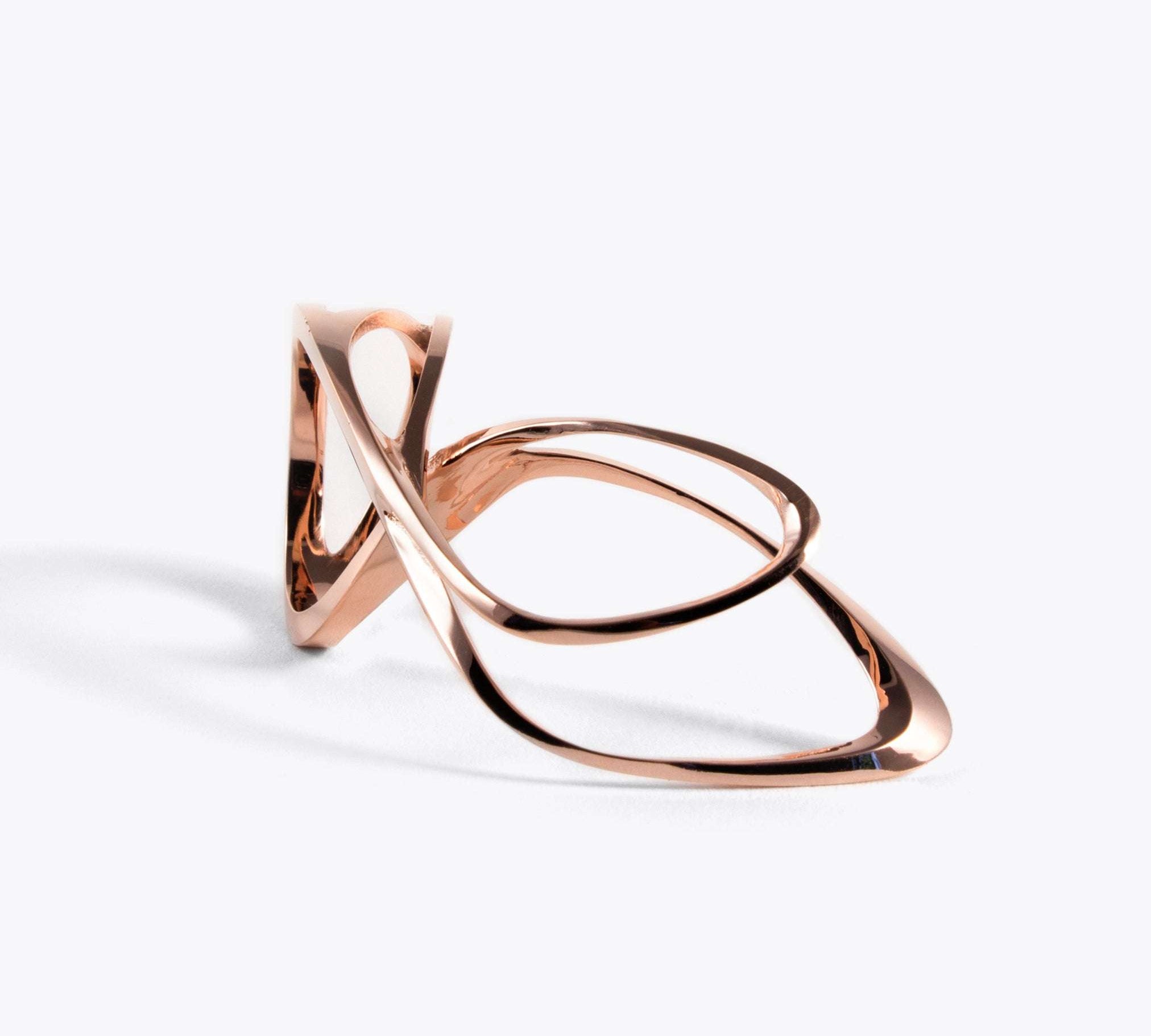 Mobius Ring